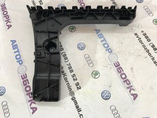 Направляюча заднього бампера 4G5807453C Audi A6