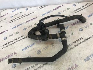 Шланг ОР з клапаном 7P0122049H Volkswagen Touareg
