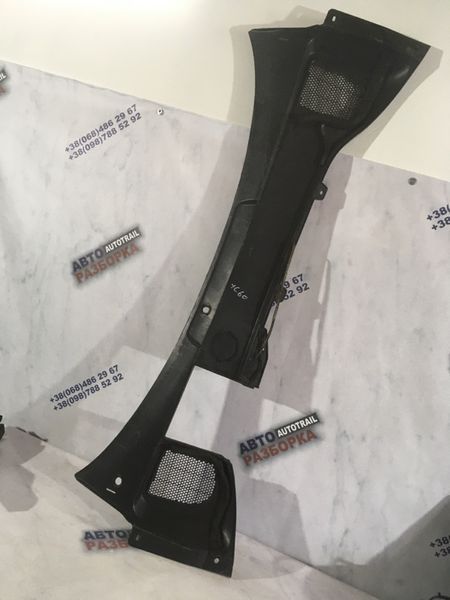 Жабо / Водоотводящий щиток 31271658 Volvo XC60
