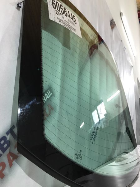Скло заднє з обігрівом 43R000046 Volkswagen CC
