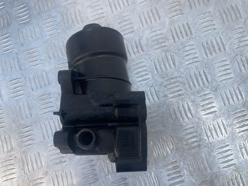 Корпус масляного фільтра 03L115389C Volkswagen Tiguan
