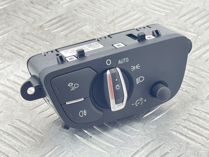 Перемикач світла фар 4M0941531AG Audi Q7