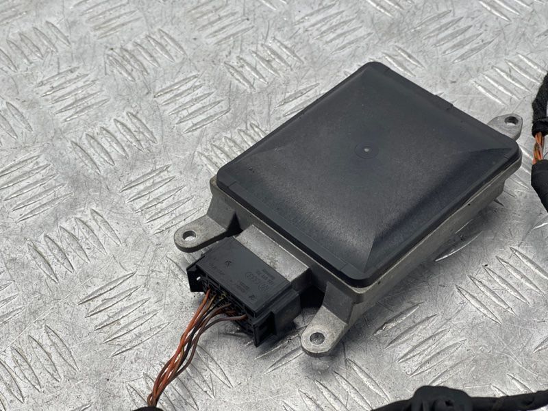 Блок управления ассистентом смены полосы движения правый 4G0907566D Audi A6 Audi A6, Audi S6