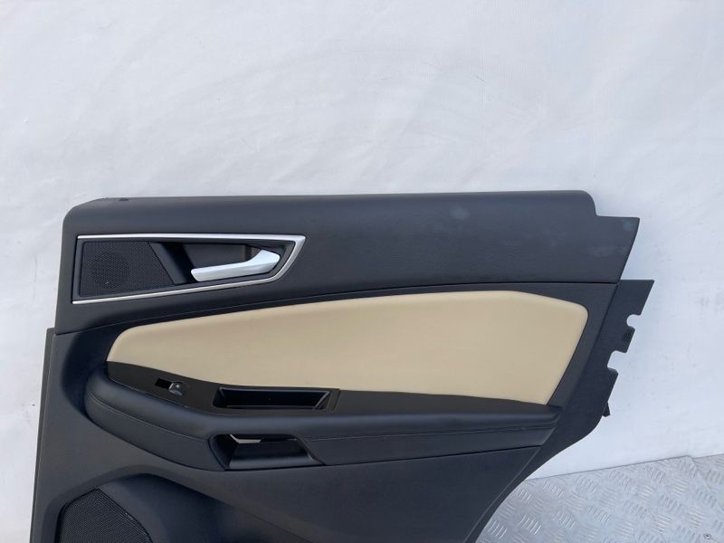 Карта / Обшивка двери Ford Edge