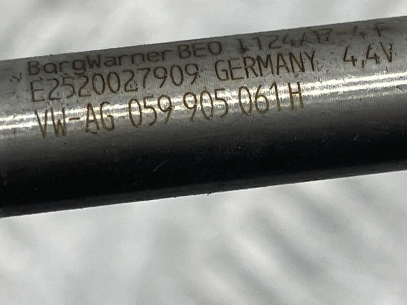 Свічка розжарювання 059905061H Audi Q7 Audi A3, Audi A6, Audi A7, Audi A8, Audi Q5, Audi Q7, Volkswagen Beetle, Volkswagen Golf, Volkswagen Golf SportWagen, Volkswagen Jetta, Volkswagen Passat, Volkswagen Touareg