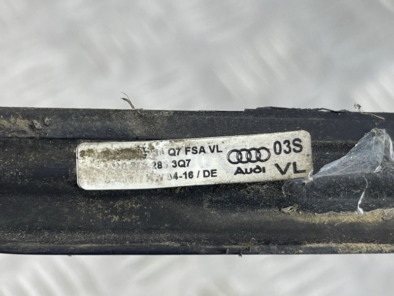 Молдинг дверей Audi Q7