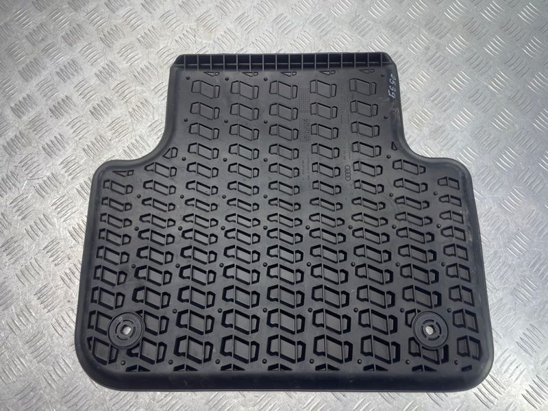 Килимки салону задні 4M0061511041 Audi Q7