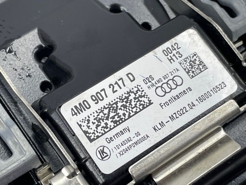 Камера передняя 4M0907217D Audi Q7