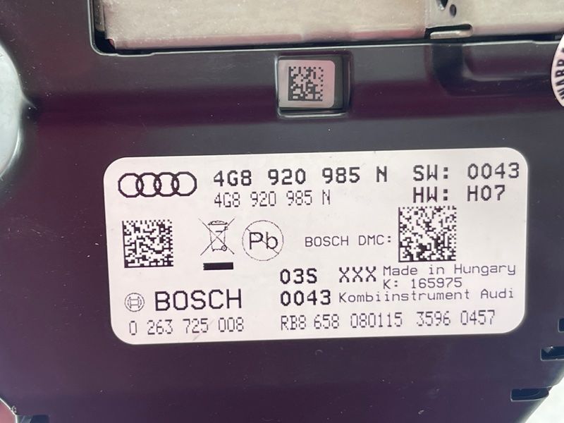 Комбинация приборов / Спидометр Audi A6