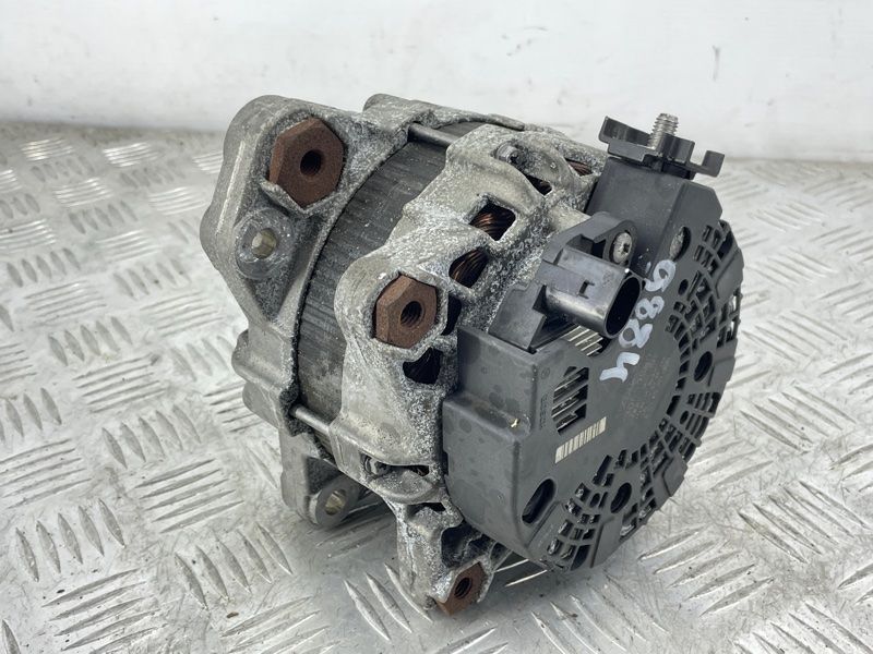 Генератор 30659580 Volvo XC90
