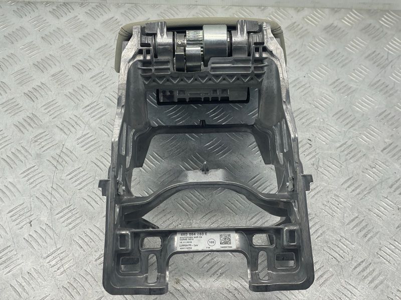Подлокотник 4K0864283E Audi A6