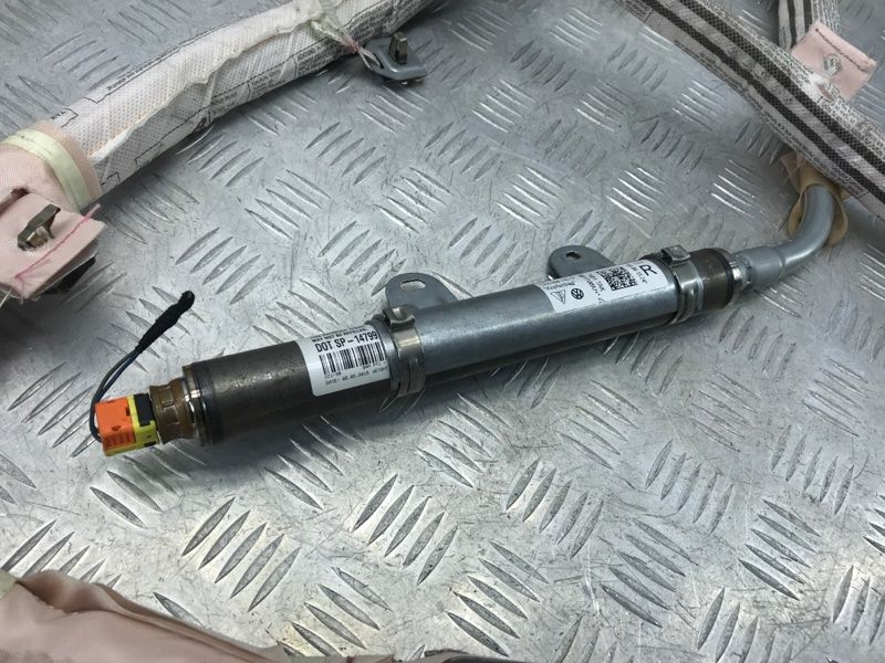 Шторка безпеки бічна / Airbag 7P6880742C Volkswagen Touareg