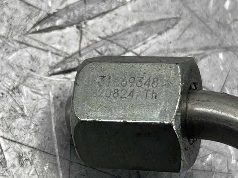 Трубка паливна 31669348 Volvo XC90
