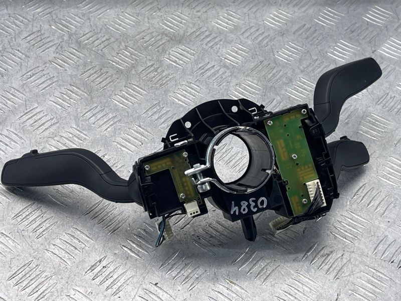 Блок підкермових перемикачів 4G8953502B Audi A6