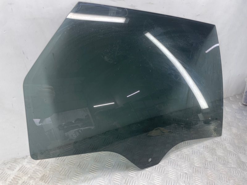 Скло дверей FT4BR25712A Ford Edge