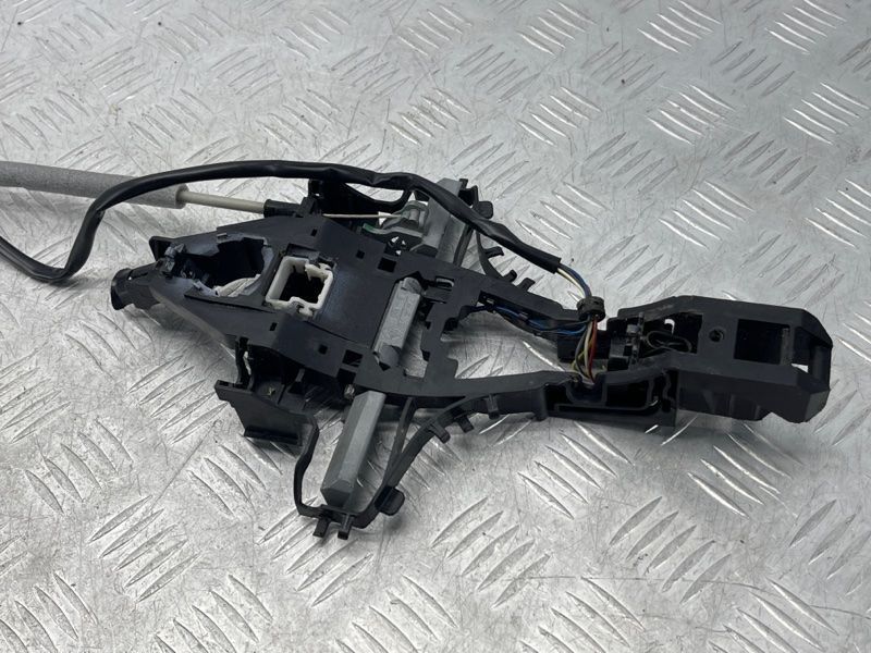 Кронштейн ручки 30784205 Volvo XC60