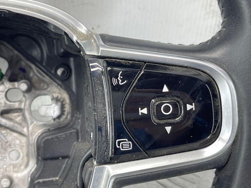 Кермо Volvo XC90
