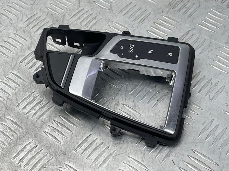 Індикатор перемикання 4M1713111F Audi Q7