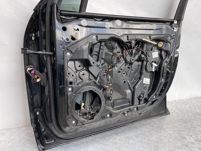 Дверь 7P0831056 Volkswagen Touareg