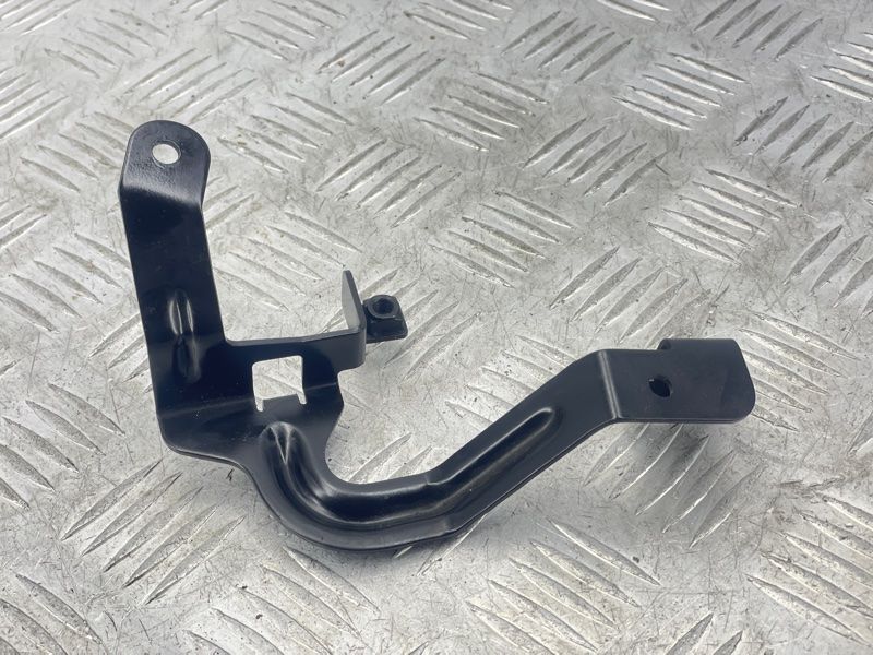 Кронштейн 7L6971336A Volkswagen Touareg