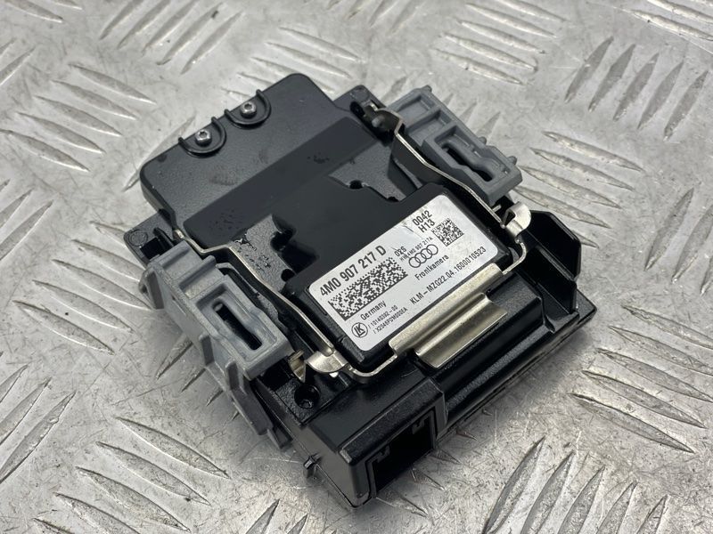 Камера передняя 4M0907217D Audi Q7