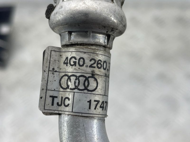 Шланг кондиціонера 4G0260701K Audi A6