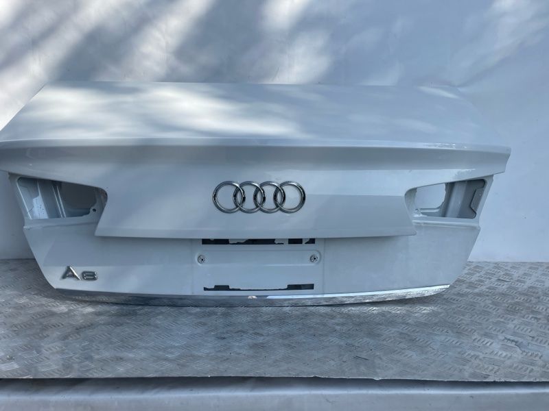 Кришка багажника 4G5827023C Audi A6, Audi S6