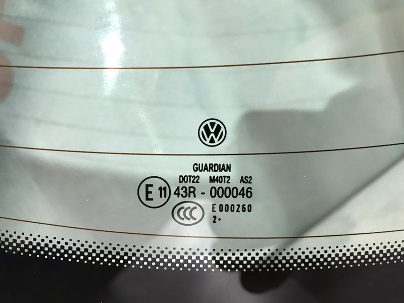 Скло заднє з обігрівом 43R000046 Volkswagen CC