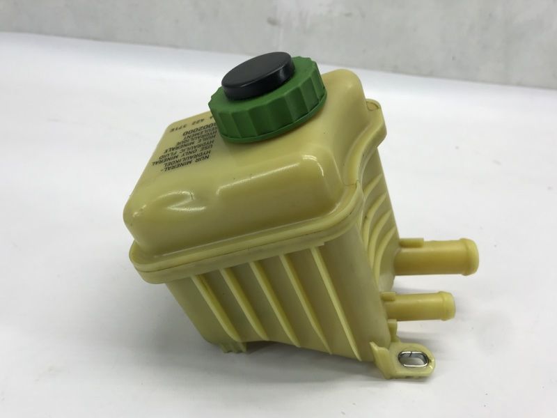 Бачок гідропідсилювача 7L6422371E Volkswagen Touareg