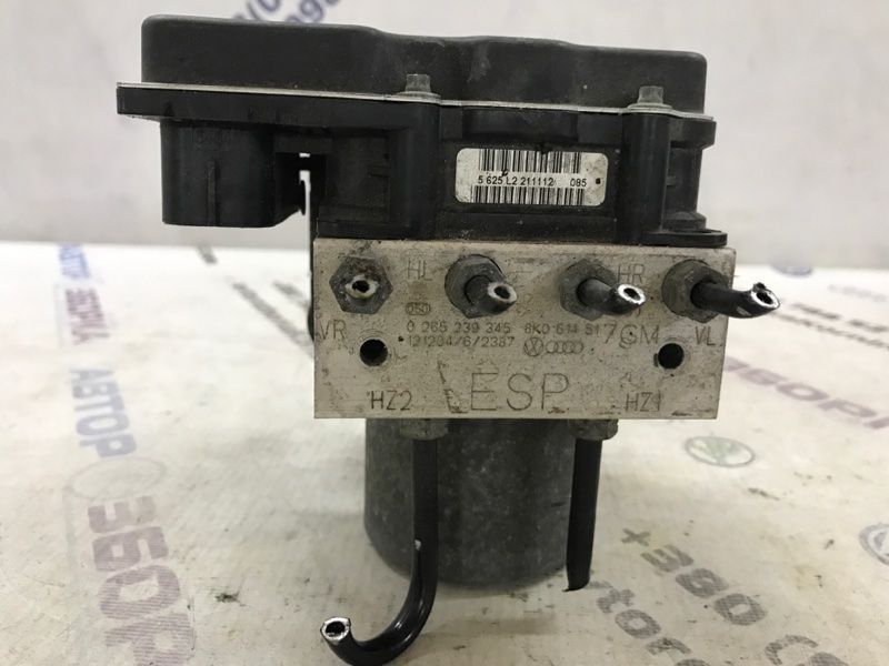 Блок ABS 8K0907379CK Audi S4