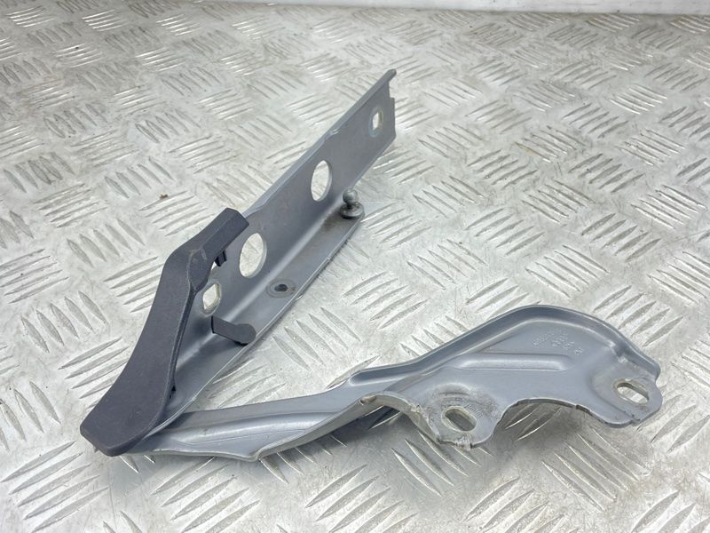 Петля капота 4G8823301E Audi A6