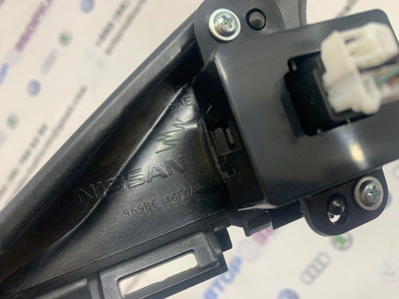 Накладка торпедо 969B64GF0A Infiniti Q50