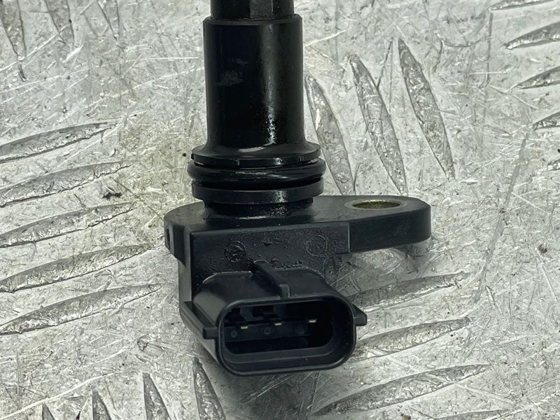 Датчик положения распредвала 31272689 Volvo XC60 Volvo S60, Volvo S60 Cross Country, Volvo S80, Volvo S90, Volvo V60, Volvo V60 Cross Country, Volvo V70, Volvo V90, Volvo V90 Cross Country, Volvo XC40, Volvo XC60, Volvo XC70, Volvo XC90