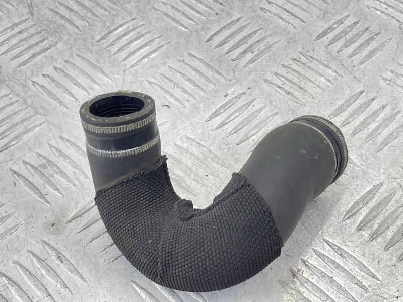 Патрубок 4G0145832 Audi A6