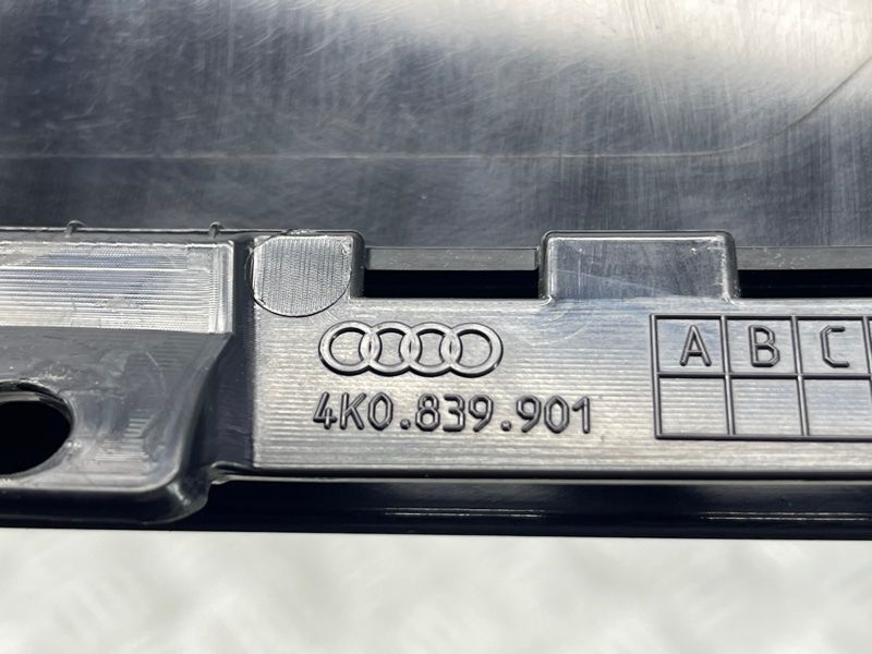 Накладка 4K0839901 Audi A6