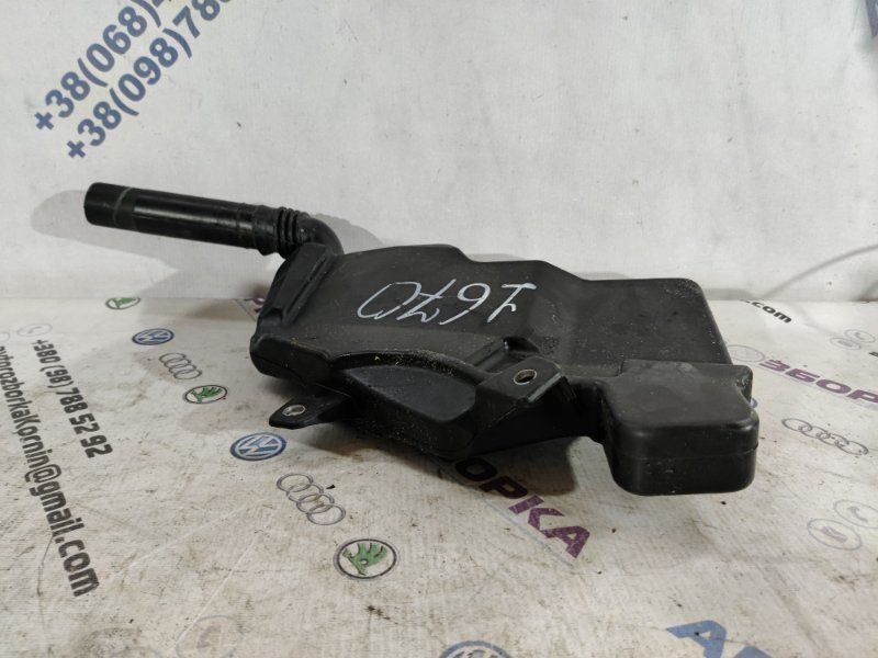 Заливна горловина бачка склоомивача 4G1955462 Audi A6