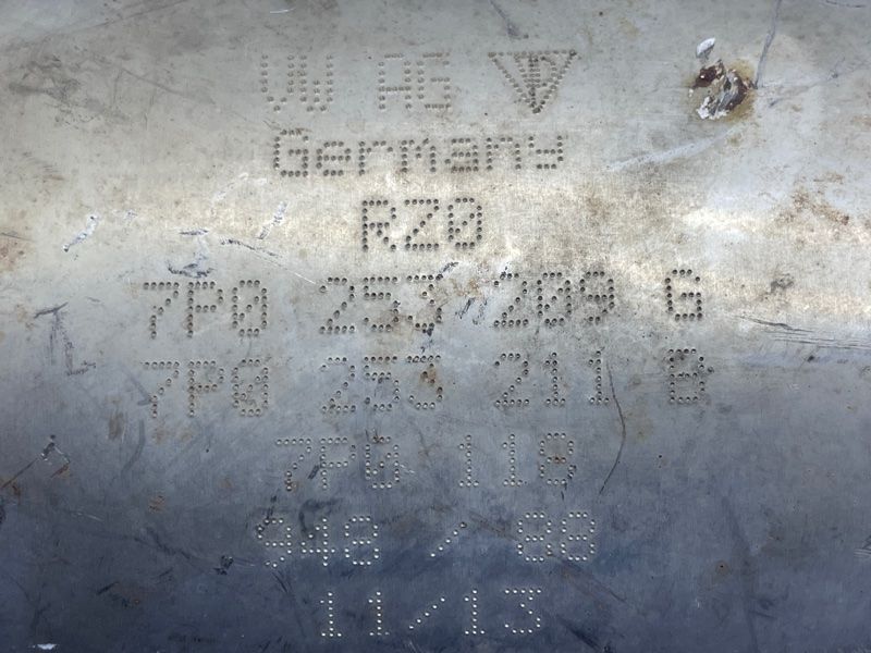 Глушитель 7P0253209G Audi Q7