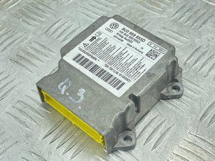 Блок керування подушками безпеки / SRS 8U0959655D Audi Q3