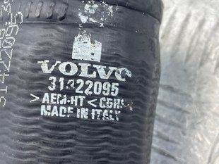 Патрубок 31422095 Volvo XC60