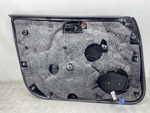 Обшивка дверей 8W0867304DWFA Audi A8