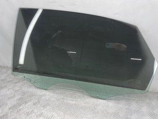 Стекло двери 4H4845205 Audi A8
