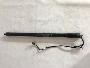 Приводной блок крышки багажника 7P6827851FIIT Volkswagen Touareg Volkswagen Touareg