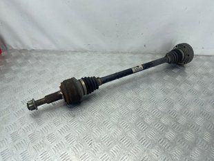 Піввісь 7L8501201 Audi Q7