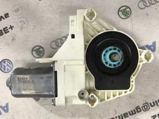 Мотор стеклоподъемника 8K0959801A Audi Q7