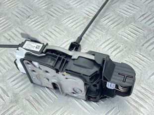 Замок задніх дверей 31349903 Volvo XC90