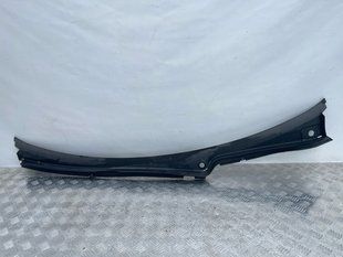 Водовідвідний щиток 8R181940301C Audi Q5