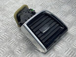Дефлектор повітропроводу 31363709 Volvo XC90