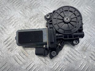 Приводный блок двери / Доводчик 4G8839004 Audi A7