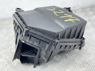 Корпус повітряного фільтра 31338742 Volvo XC90