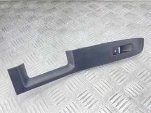 Накладка LJ6BS240A41A Ford Escape